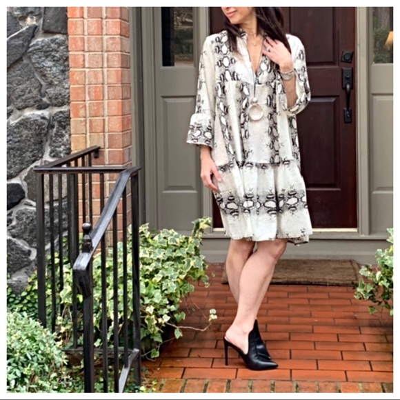 Dresses & Skirts - ✨LAST ONE✨PARIS✨  Snakeskin print  swing dress